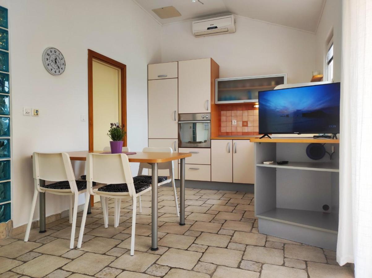 Lavanda Apartment Krk Town Luaran gambar