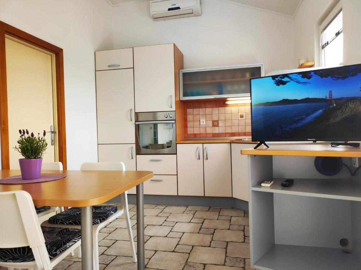 Lavanda Apartment Krk Town Luaran gambar