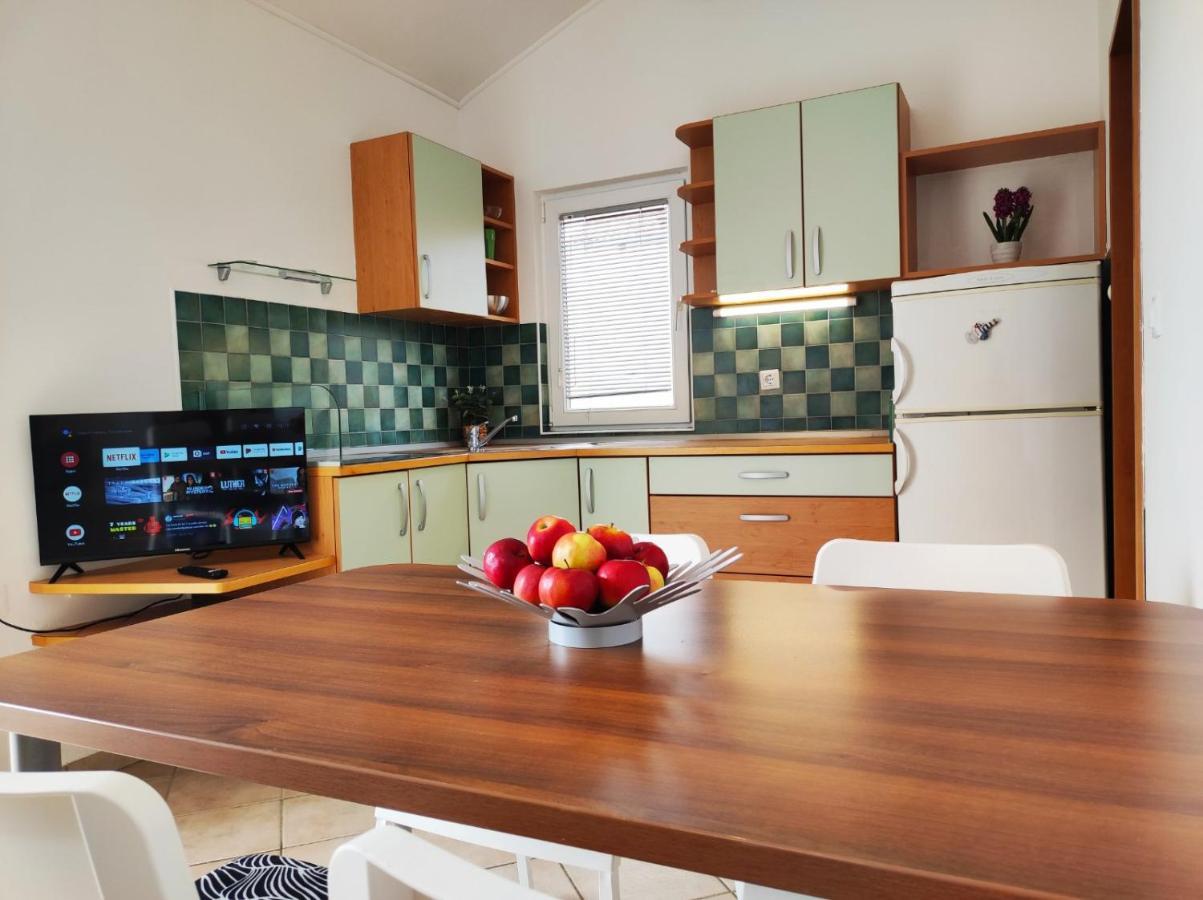 Lavanda Apartment Krk Town Luaran gambar