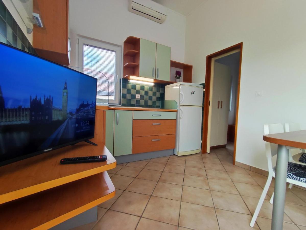 Lavanda Apartment Krk Town Luaran gambar